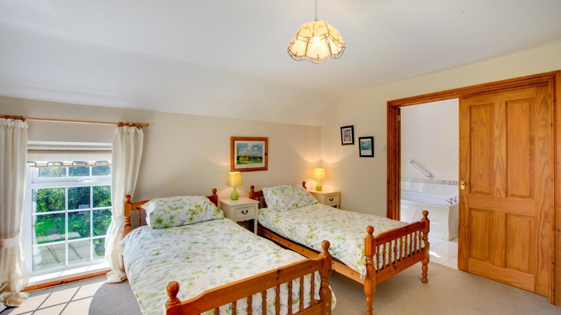 Holiday home Crwcca Farm *